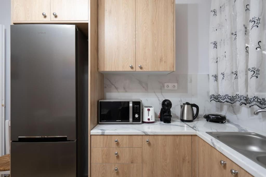 Metaxourgio 2Nd Floor Apartment Athena Bagian luar foto