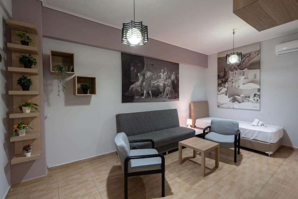 Metaxourgio 2Nd Floor Apartment Athena Bagian luar foto